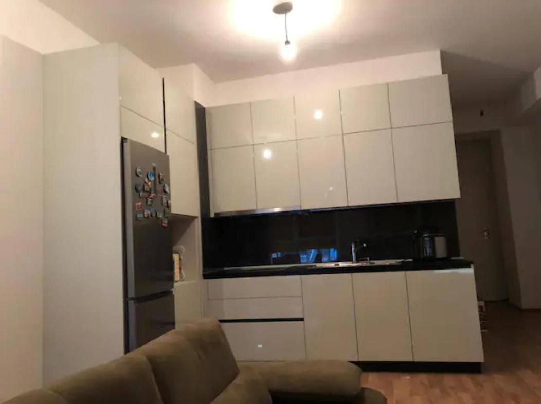 Modern Apartment In Tirana Exterior photo